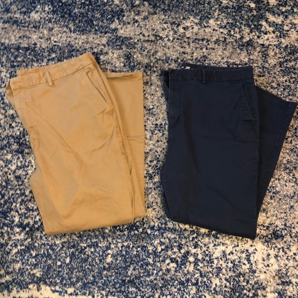 old navy ultimate athletic khakis
